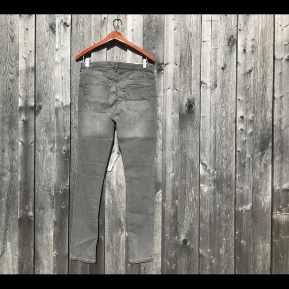 NWT Boys Stretchy Gray Jeans - Picture 2 of 2